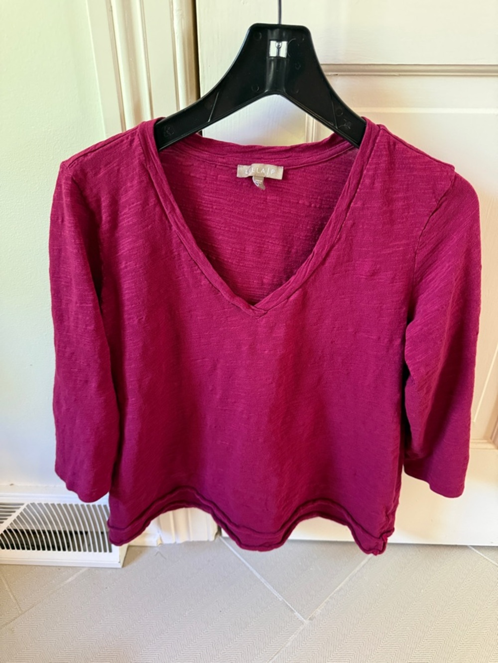 Lilla P V-Neck 3/4 Sleeve Top - Magenta